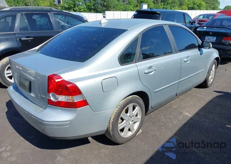 2007 Volvo S40 2.4I from USA, damaged, VIN YV1MS382172296495